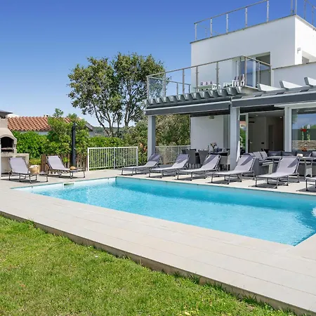 Luxury - Amazing Sea Views * Сон-Боу