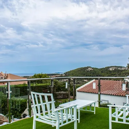 Luxury - Amazing Sea Views Villa