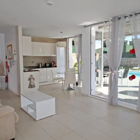 Luxury - Amazing Sea Views *