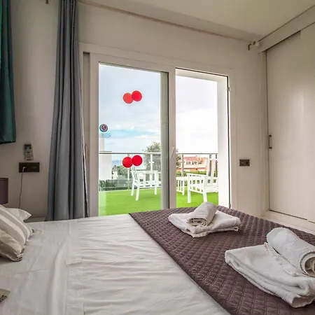 Luxury - Amazing Sea Views *